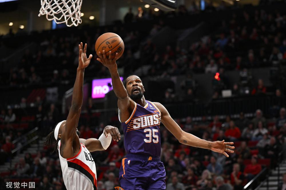 场外的低调 场外的低调