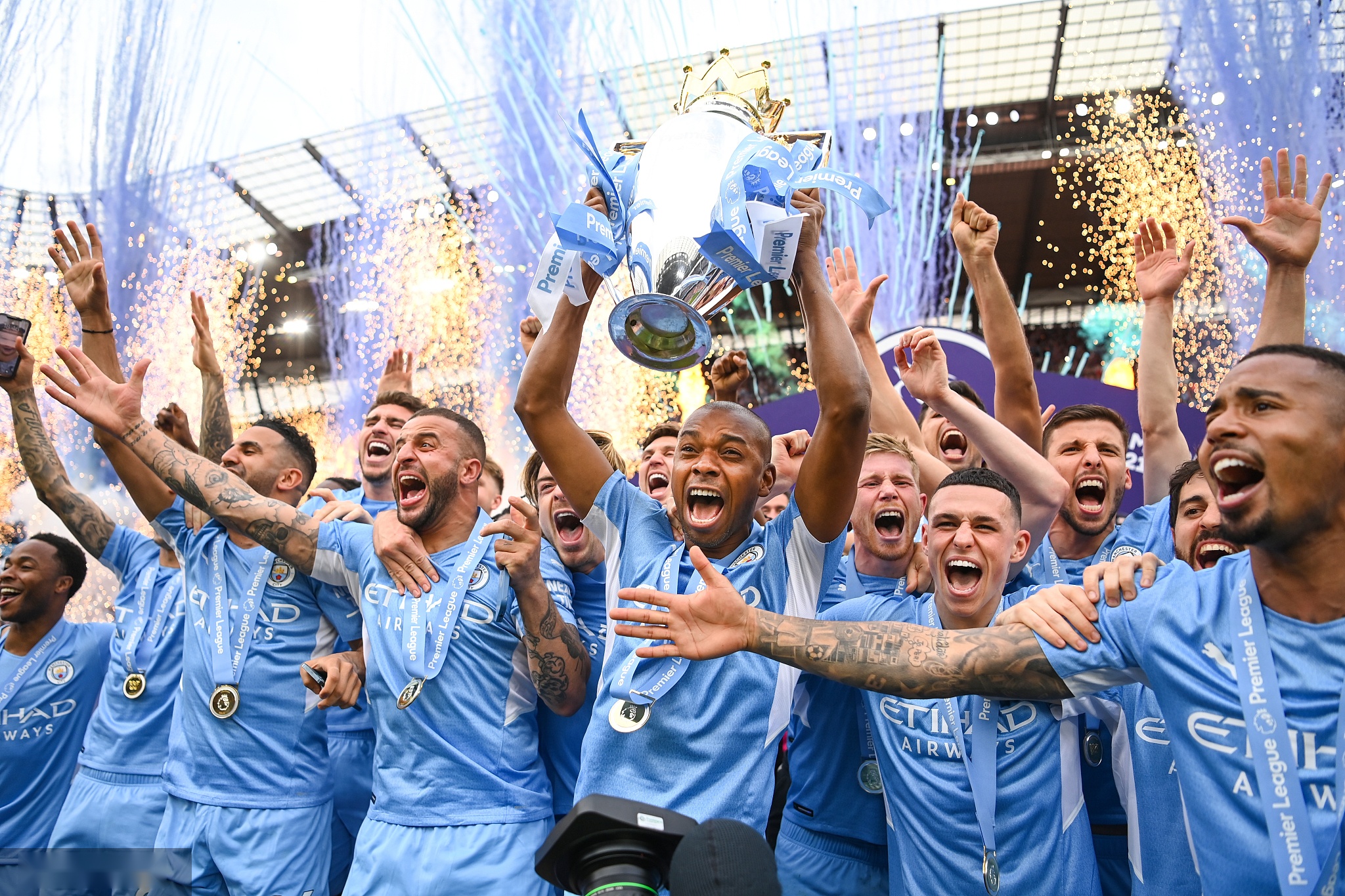 然也不例外 然也不例外