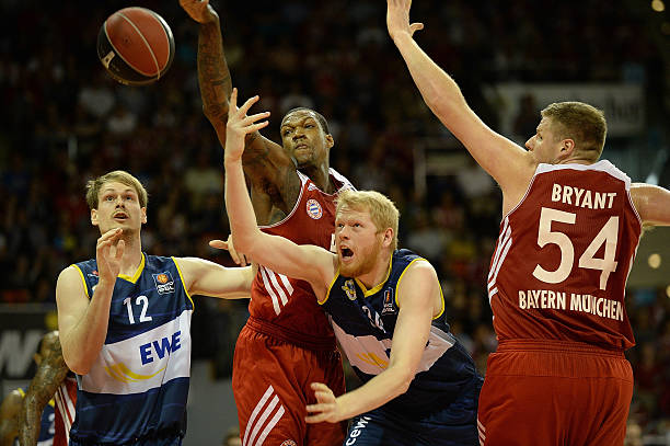 国际赛事中 国际赛事中