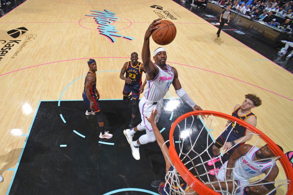 比赛刚开始 比赛刚开始